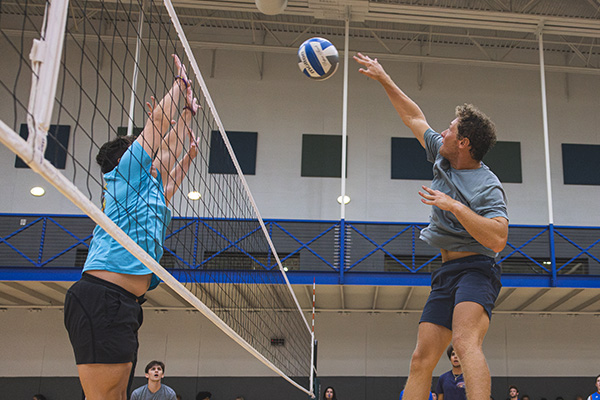 Students playing IM volleyball.